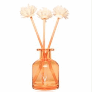 Gigi präsentiert: 150ml Raumduft mit natürlichem Diffusor - Lovely Breeze mit dekorativen Blumen und Vanille-Note